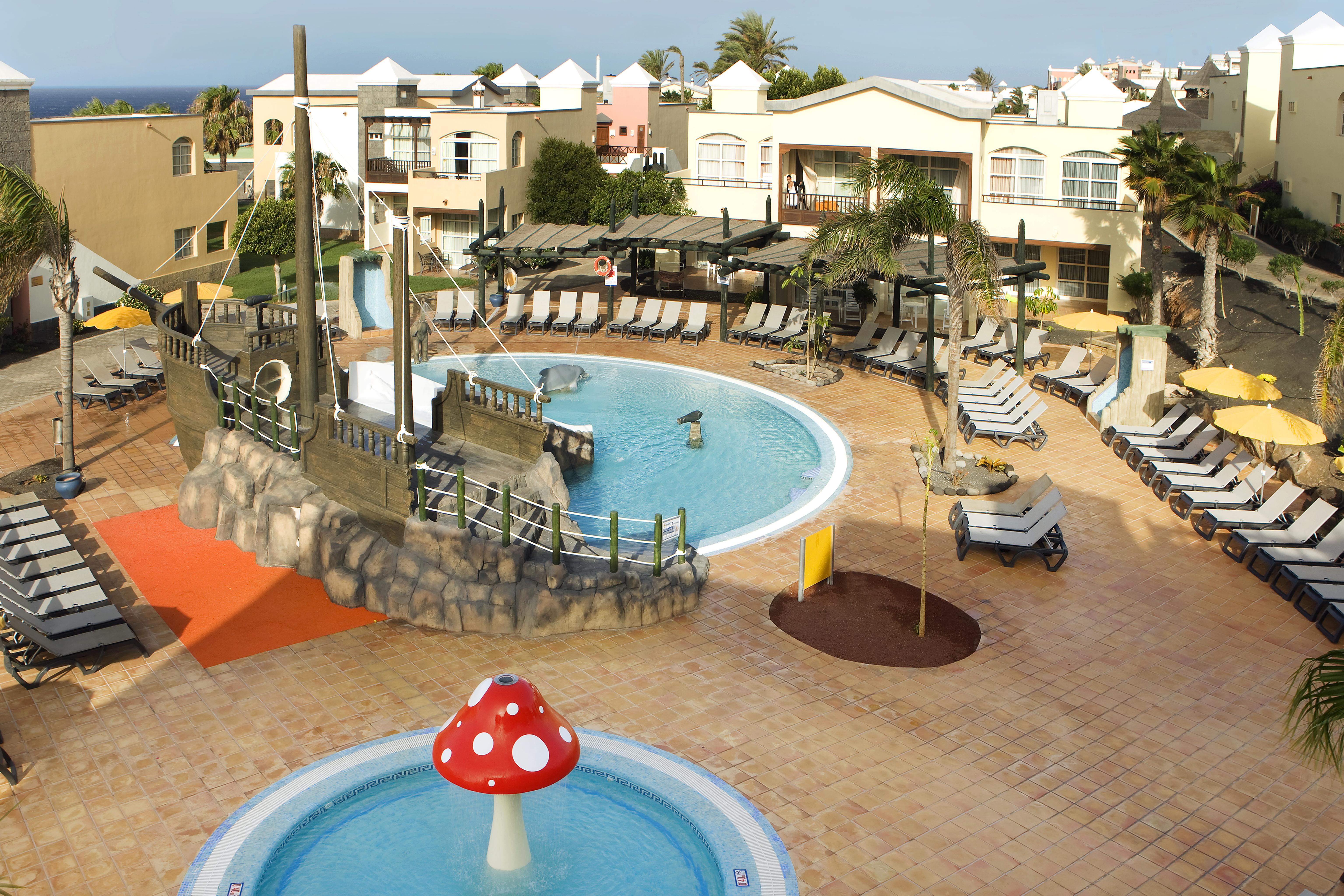H10 Rubicon Horizons Collection (Adults Only) Hotel Playa Blanca  Bagian luar foto Club Hotel Calma Gran Magal
